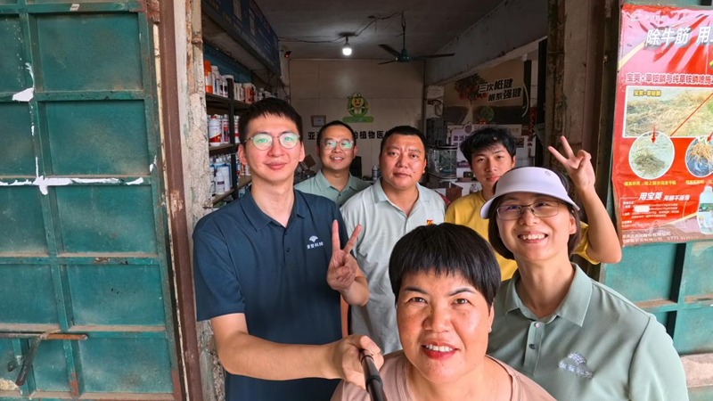 愛普黨員農(nóng)技服務(wù)隊(duì)赴南寧拍攝諾普豐品牌專題片